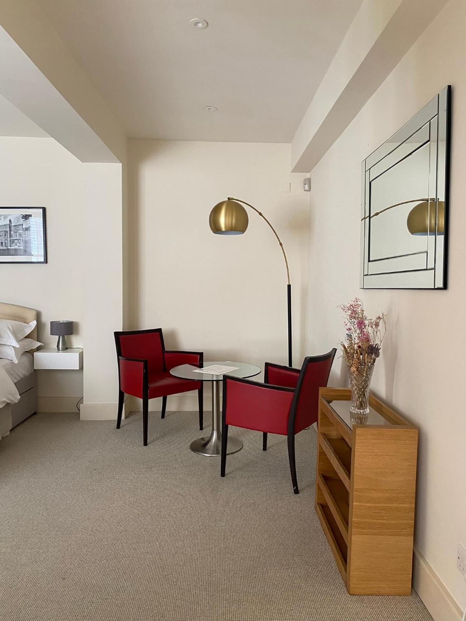 Belgravia Apartments London Bagian luar foto